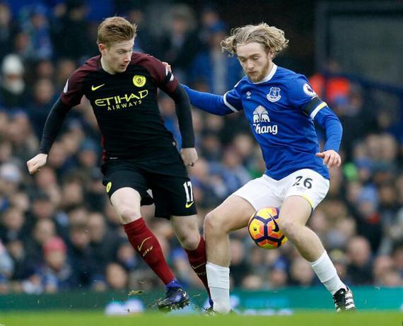 九游体育官网 - 德布劳内爆冷击败TL，回归赛场引爆全场！